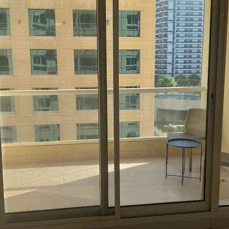 Lovely 1-Bedroom Apartment In The Heart Of Dubai Marina エクステリア 写真