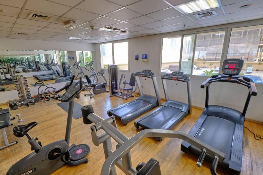 Lovely 1-Bedroom Apartment In The Heart Of Dubai Marina エクステリア 写真