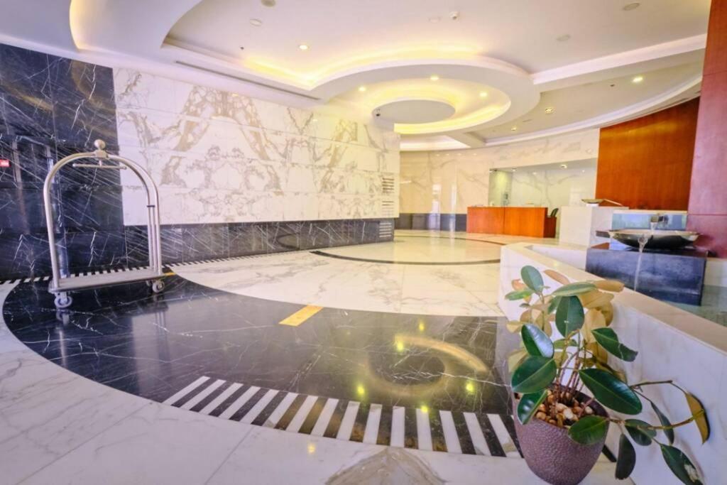 Lovely 1-Bedroom Apartment In The Heart Of Dubai Marina エクステリア 写真