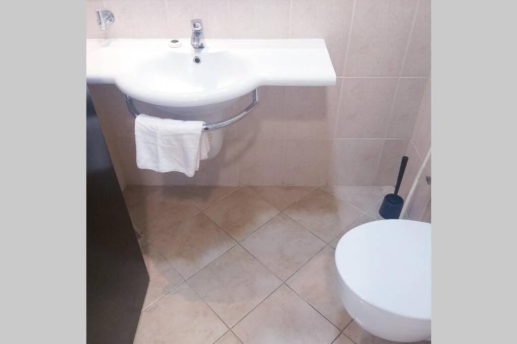Lovely 1-Bedroom Apartment In The Heart Of Dubai Marina エクステリア 写真